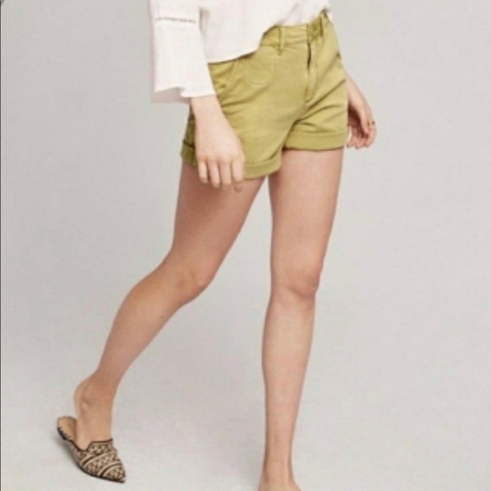 Anthropologie relaxed fit chino shorts, size 25